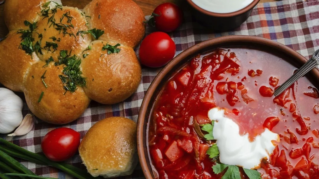 pampushky-z-chasnykom-retsept-pukhki-bulochky-do-borshchu-z-aromatnoiu-zapravkoi-1a9f