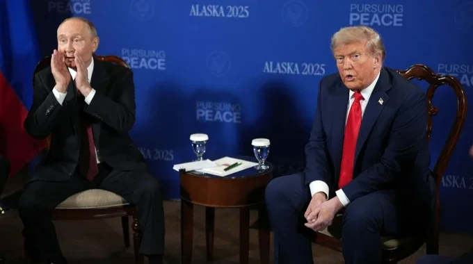 Трамп і Путін під час переговорів про припинення війни в Алясці 2025