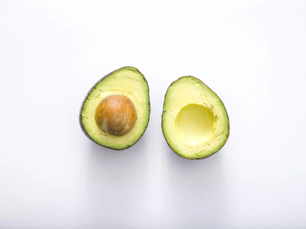 avokado-frukt-chy-ovoch-botanichna-pravda-i-kulinarni-taiemnytsi-44d7