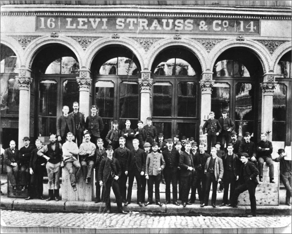 khto-vynaishov-dzhynsy-istoriia-levi-shtrausa-ta-iakoba-devisa-d168